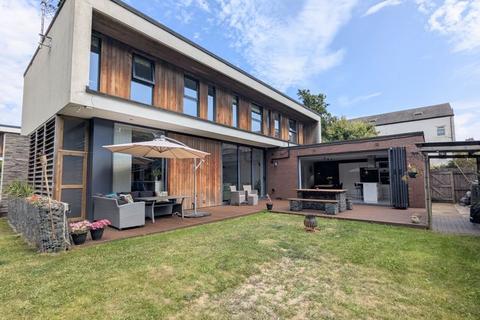 undefined, Golf Open 2026 - Part Street, Southport Town Centre - Sleeps 8
