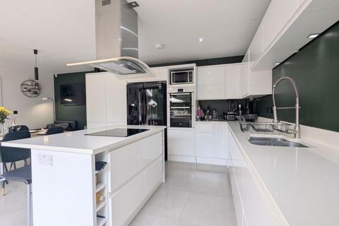 undefined, Golf Open 2026 - Part Street, Southport Town Centre - Sleeps 8