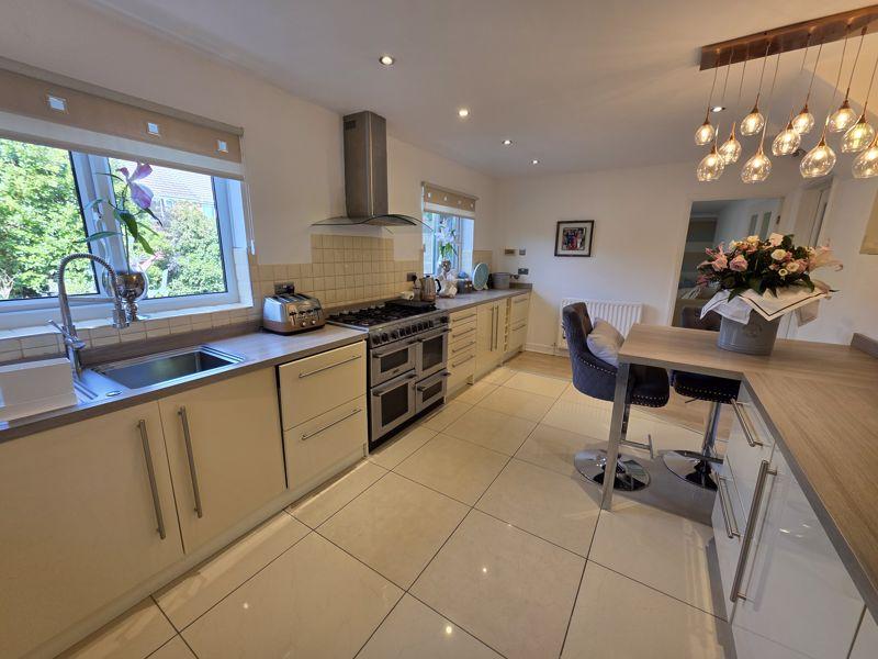 Kitchen/Breakfast