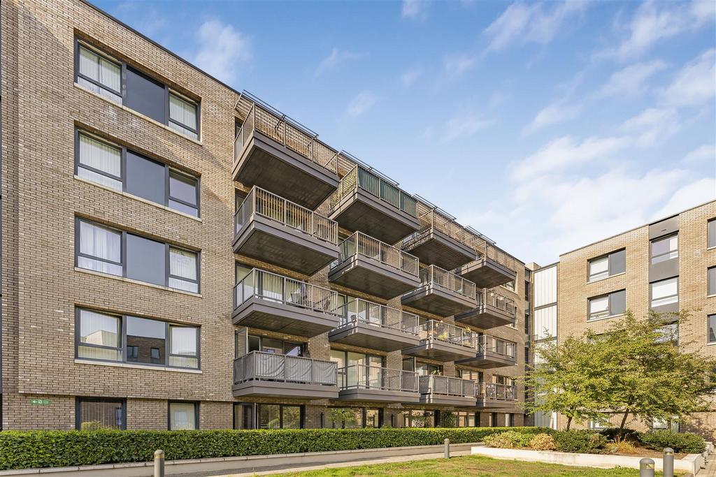 Harbourside Court