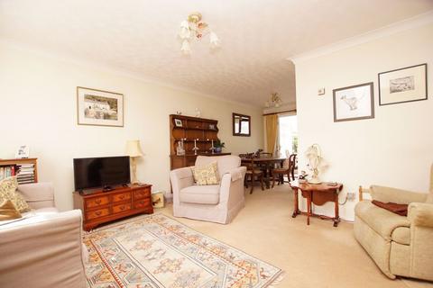 2 bedroom link detached house for sale, Atkinson Close, Gosport PO12