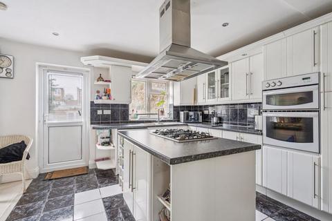 undefined, Malden Avenue, Greenford