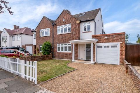 15 Homemead Road, Bromley, BR2 8BB