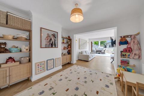 15 Homemead Road, Bromley, BR2 8BB