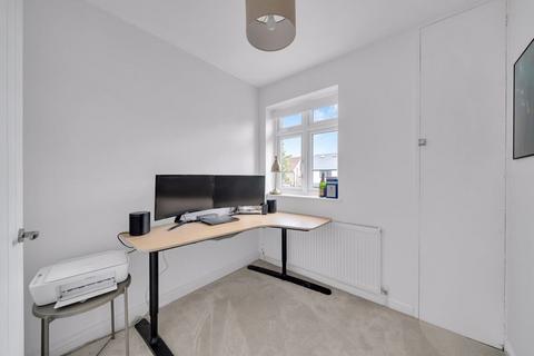 15 Homemead Road, Bromley, BR2 8BB