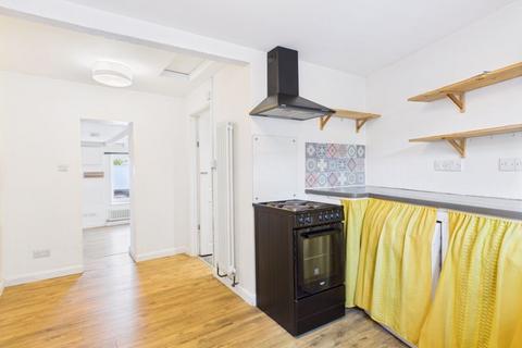 5 Prospect Place, Hayle, TR27 4LT