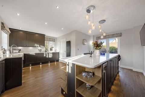 undefined, Woodpecker Close, Bedford MK44