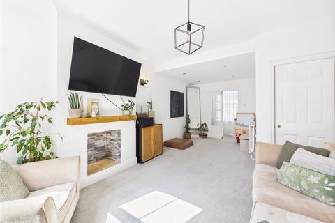 31 Albany Street, Gloucester, GL1 4NG