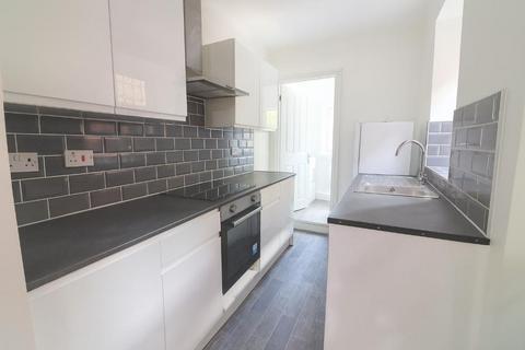 undefined, Luton LU2