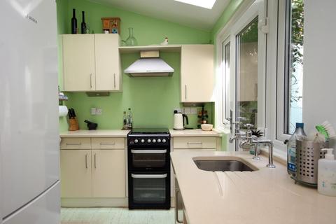 3 bedroom terraced house for sale, Twthill West, Caernarfon, Gwynedd, LL55