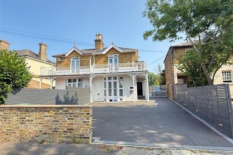 undefined, SUSSEX PLACE
