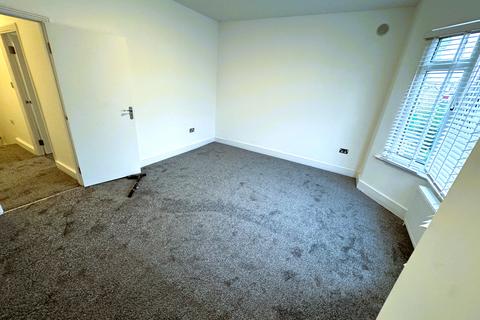 undefined, Como Street, Romford RM7