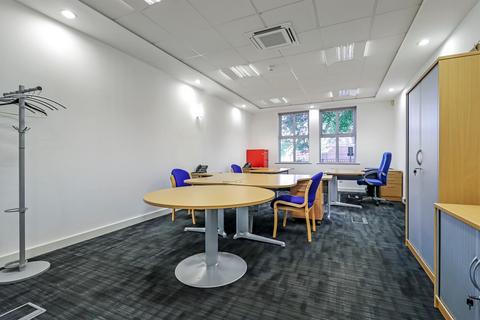1 bedroom property to rent, Market Street, Altrincham