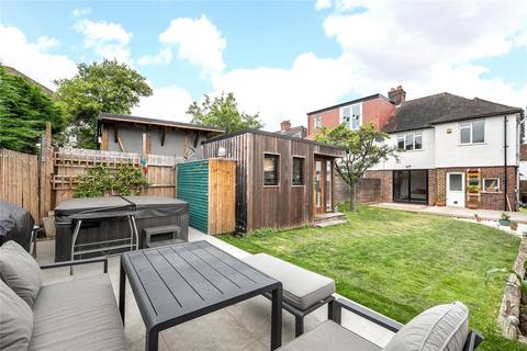 3 bedroom semi-detached house for sale, Crown Dale, London, SE19