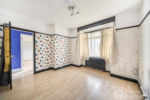 3 bedroom detached house for sale, Cricklade Road, Swindon, Wiltshire