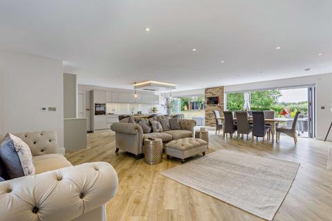 undefined, Wheelers Hill, Little Waltham, Chelmsford