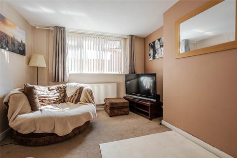 27 Bramber Close, Bletchley, Milton Keynes, MK3 7AB