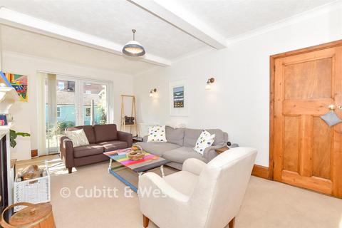 3 bedroom semi-detached house for sale, Irvine Road, Littlehampton BN17