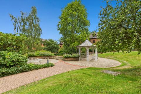 undefined, Kingsmead Road, High Wycombe, Buckinghamshire, HP11