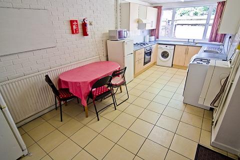 6 bedroom house to rent, Nottingham NG7