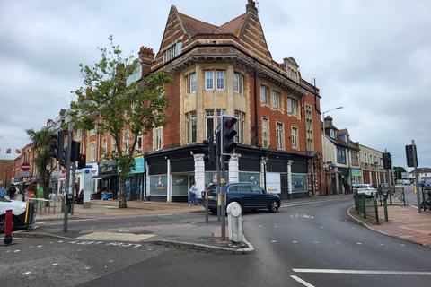 Retail property (high street) to rent, 654 Christchurch Rd Bournemouth BH1 4BP