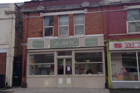 Retail property (high street) to rent, 298 Holdenhurst Rd Bournemouth BH8 8AY