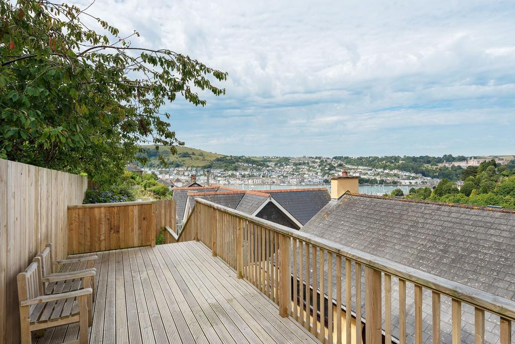 Elevated Deck - Cormorant, Kingswear