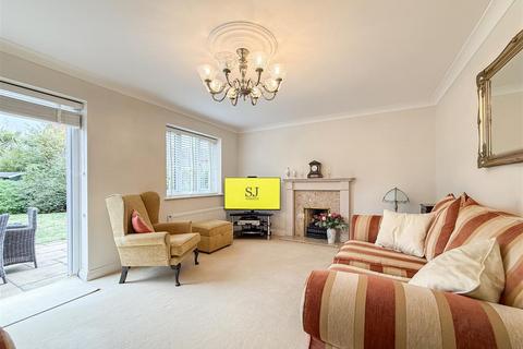 undefined, Kings Croft, Southminster