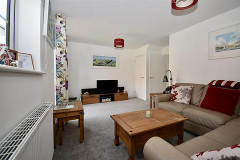 8 Holly Drive, Malton, YO17 6BU