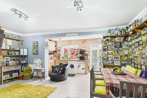3 bedroom end of terrace house for sale, Colebrook Avenue, Portsmouth, PO3