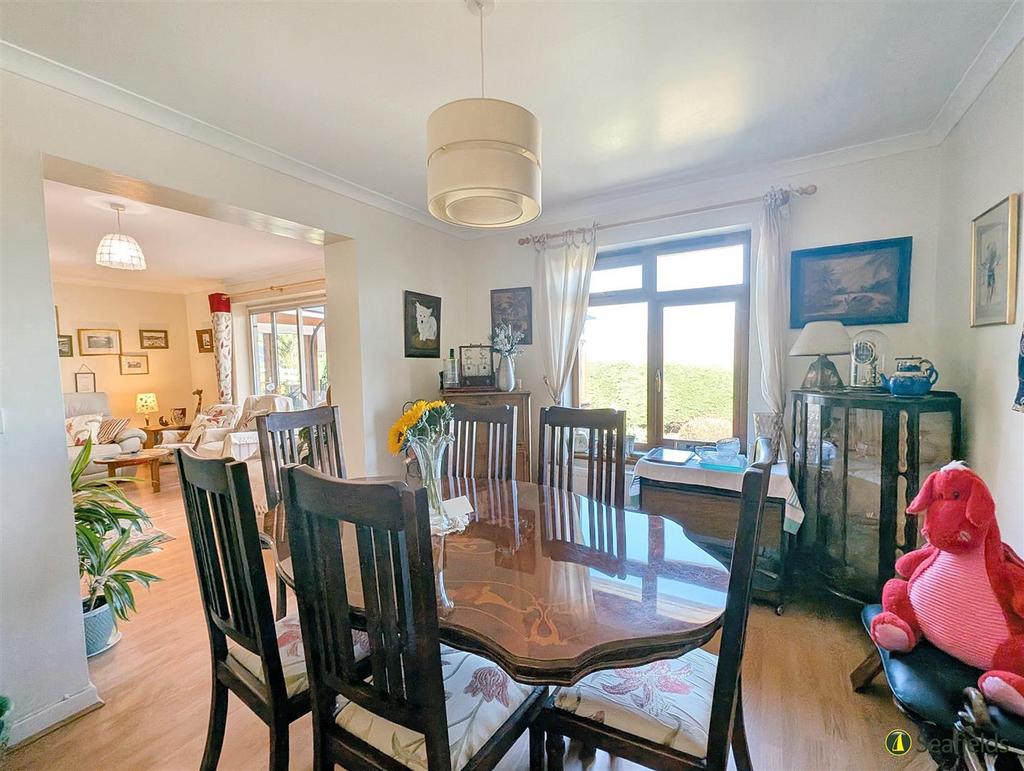 Dining to Sitting Room