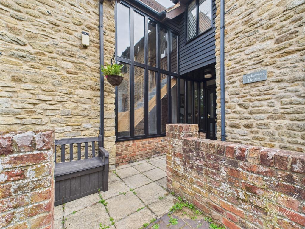 Cam02127 g0 pr0325 still026