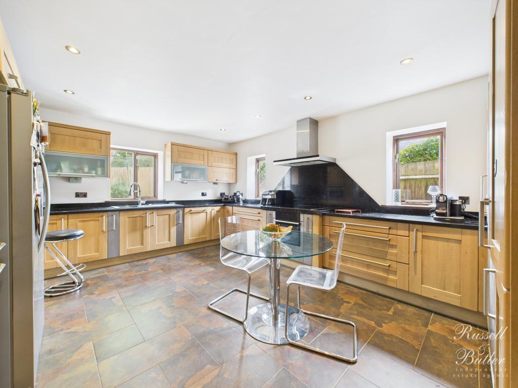 Cam02127 g0 pr0325 still027