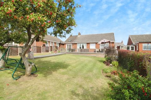 2 bedroom bungalow for sale, Broomhill, West Yorkshire WF10