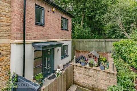 26 Bakestones Avenue, Delph, Oldham, OL3 5GE
