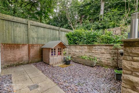 26 Bakestones Avenue, Delph, Oldham, OL3 5GE