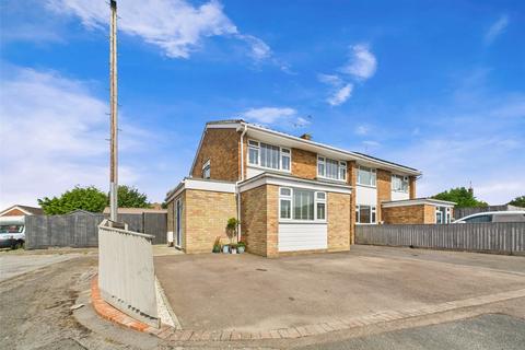 8 Bush Hay, Churchdown, Gloucester, GL3 2QR