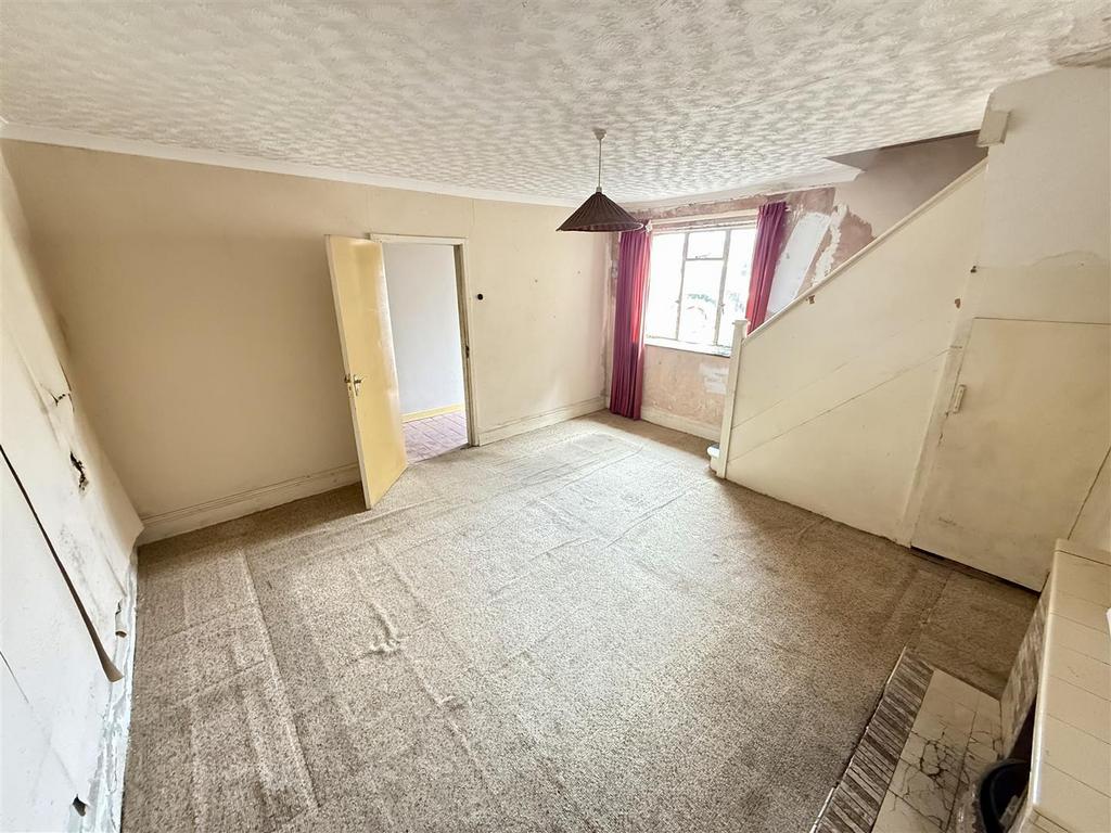Living/sitting room