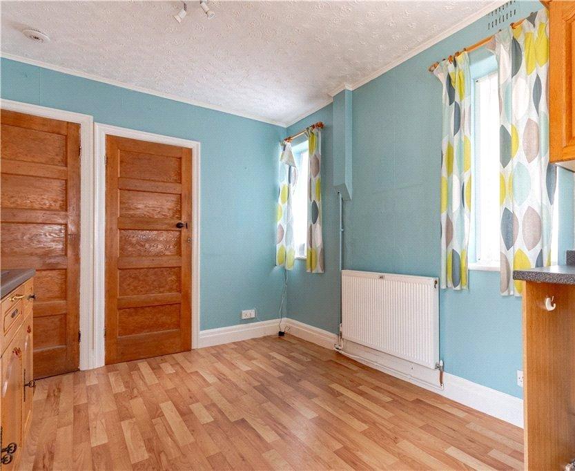 Kitchen Dining Area