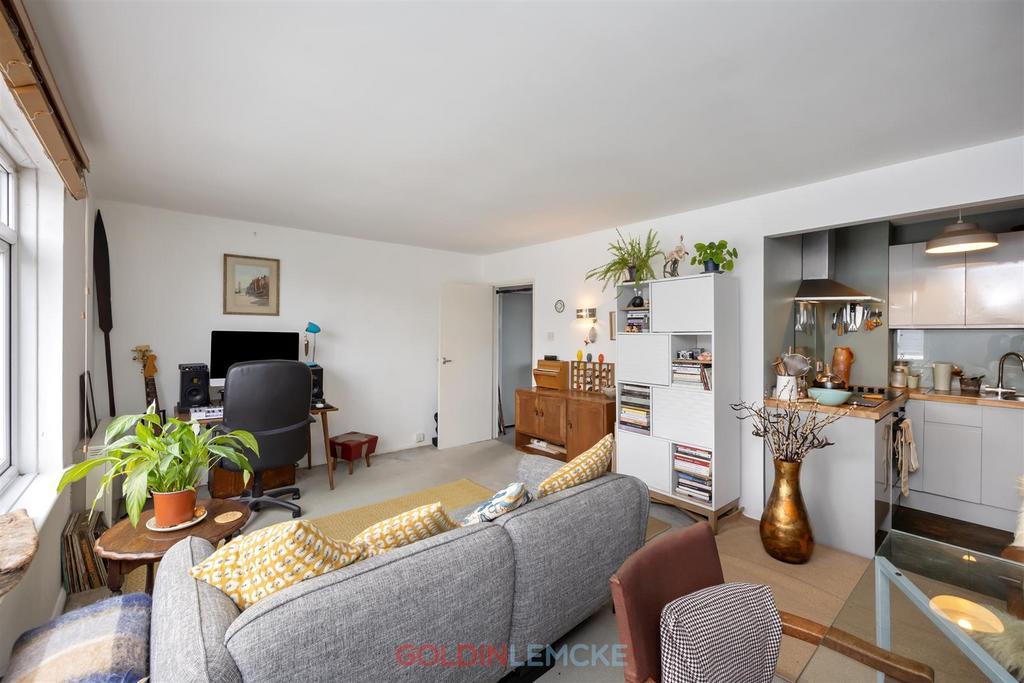 Living Room/Kitchen