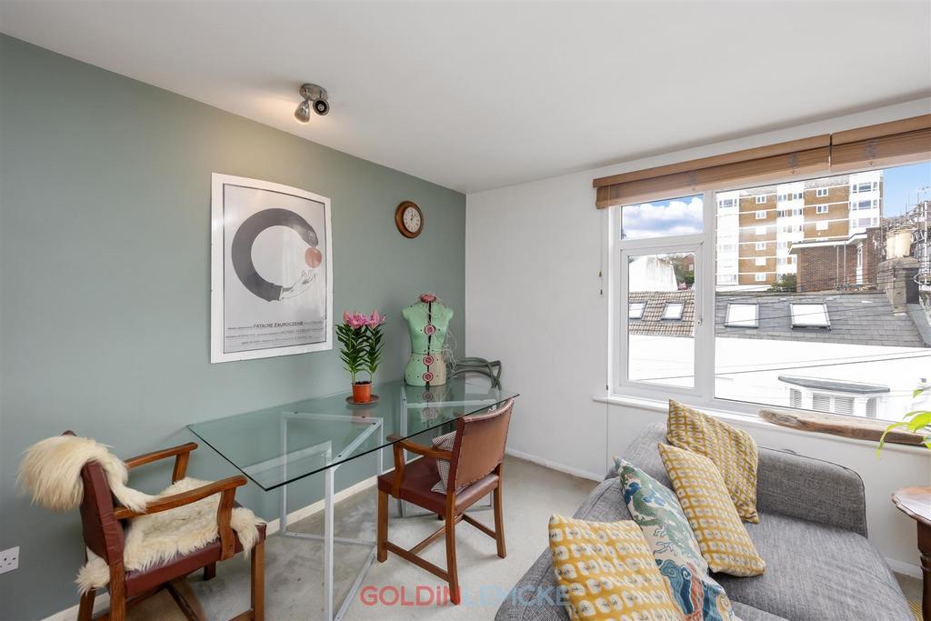 Living Room/Kitchen