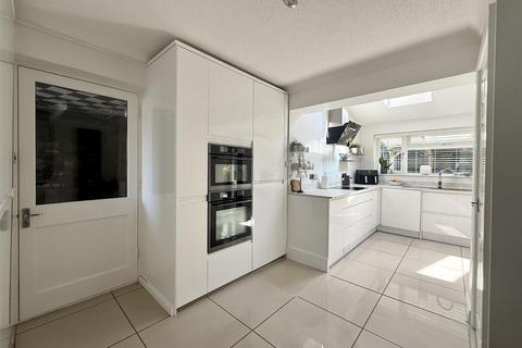 14 Ely Road, Claydon, Ipswich, IP6 0BU