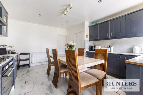 undefined, Glenmere Mount, Yeadon, Leeds