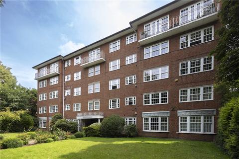 2 bedroom flat for sale, Spencer House, 80 Parkside, SW19