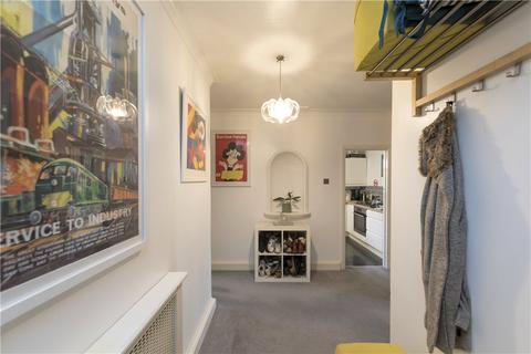 2 bedroom flat for sale, Spencer House, 80 Parkside, SW19