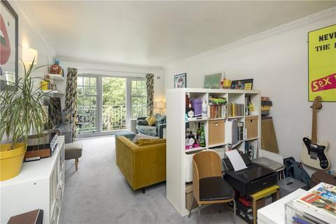 2 bedroom flat for sale, Spencer House, 80 Parkside, SW19