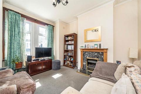 3 bedroom terraced house for sale, Fernbrook Road, London SE13