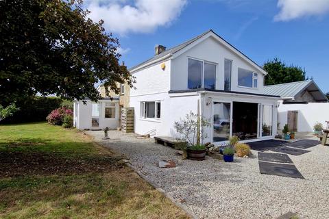 5 bedroom detached house for sale, Hendra Croft