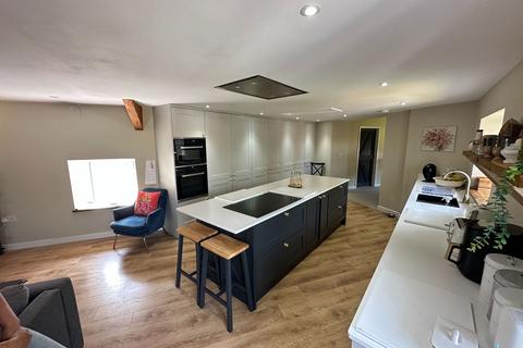6 bedroom terraced house for sale, High Street, Menai Bridge LL59