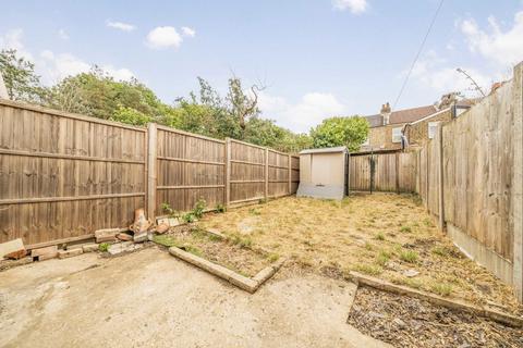 89 Watcombe Road, London, SE25 4XA